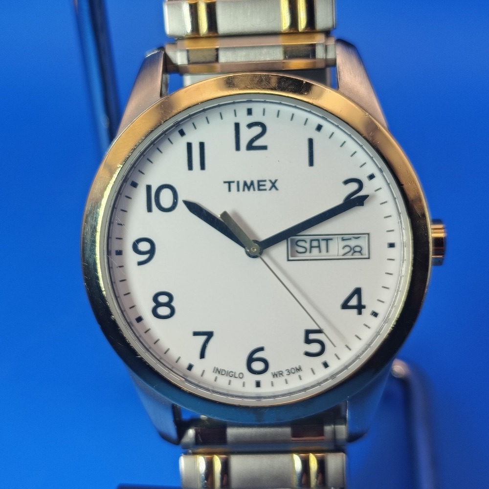 Vintage 2014 Timex Indiglo Day-Date 35mm‎ Mens Quartz Two Tone Dress Watch
